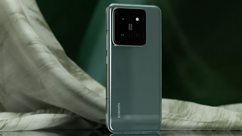 Thiết kế Xiaomi 14 Pro