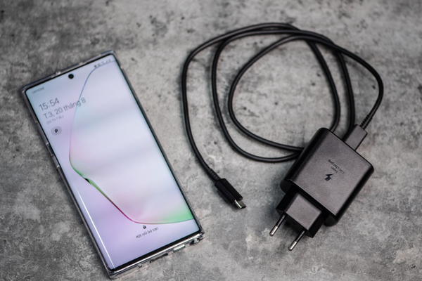 galaxy-note-10-plus-5g-256gb-moi-100-fullbox-han-quoc-7.png galaxy-note-10-plus-5g-256gb-moi-100-fullbox-han-quoc-7.png