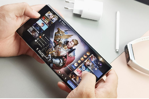 galaxy-note-10-plus-5g-256gb-moi-100-fullbox-han-quoc-8.png galaxy-note-10-plus-5g-256gb-moi-100-fullbox-han-quoc-8.png