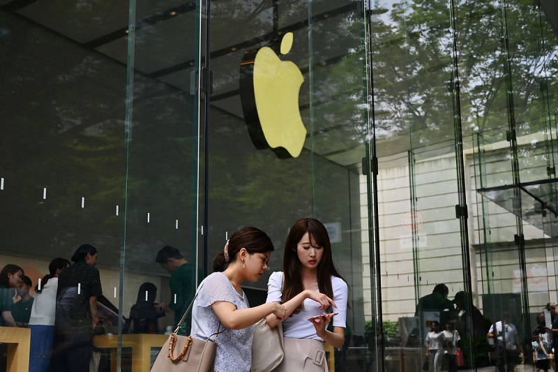 iphone-.jpg iphone-.jpg