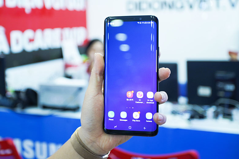 man-hinh-galaxy-s9-plus-780x520-didongviet.jpg man-hinh-galaxy-s9-plus-780x520-didongviet.jpg