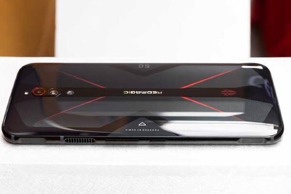 nubia-red-magic-5g-12gb128gb-moi-100-fullbox-5.jpg nubia-red-magic-5g-12gb128gb-moi-100-fullbox-5.jpg