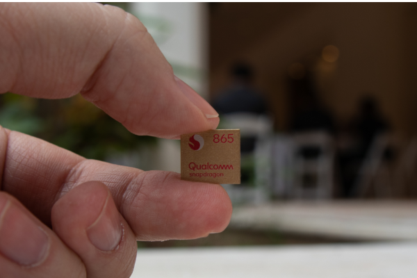 nubia-red-magic-5g-16gb256gb-moi-100-fullbox-2.png nubia-red-magic-5g-16gb256gb-moi-100-fullbox-2.png