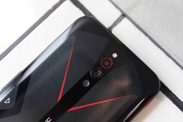 nubia-red-magic-5g-16gb256gb-moi-100-fullbox-5.jpg nubia-red-magic-5g-16gb256gb-moi-100-fullbox-5.jpg